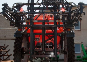 Оприскиватель штанговий прицепной ОПШ-3521