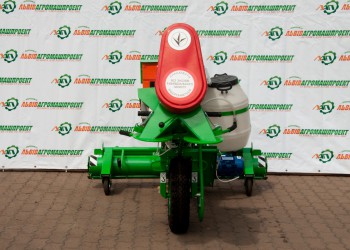 Oczyszczacz  śrubowy ПНШ-5 «Gospodarz» П