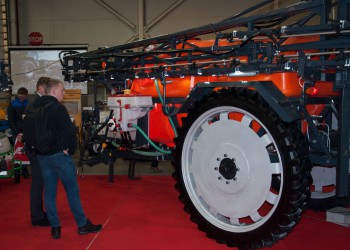 Обприскувач причіпний штанговий ОПШ-3524/3521 АСУ+GPS